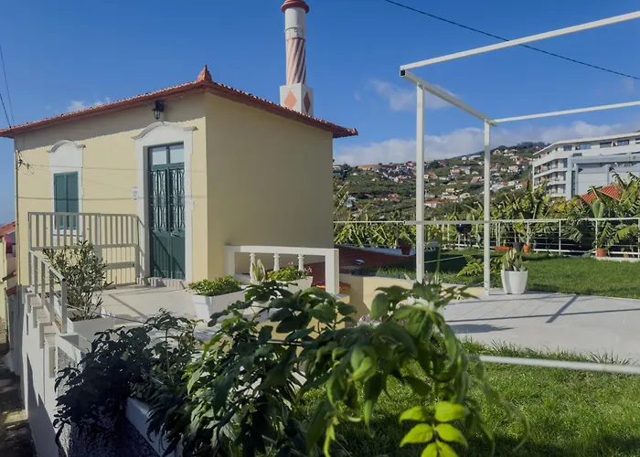 Levada Dreamscape - Villa Funchal (Madeira)